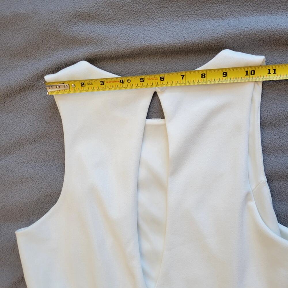 MOA MOA Sleeveless Romper Womens Large Cream Skort Jumpsuit Overlay Oval Cutout - Picture 8 of 13